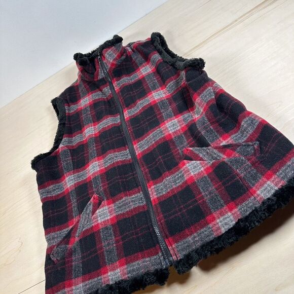 Woolrich Women's Wool Red Tartan Vest Black Sherpa Fur‎ Lining Size Large - Picture 3 of 9